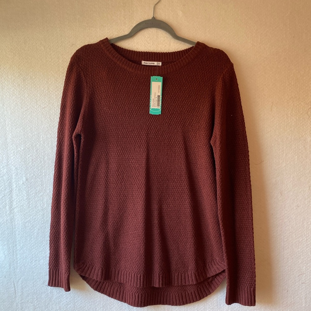 Pink clover NWT maroon sweater